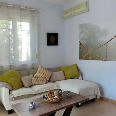 Phoebes Place At Court, 2 Bedroom With A Shared Pool Kalamaki (Zakynthos)